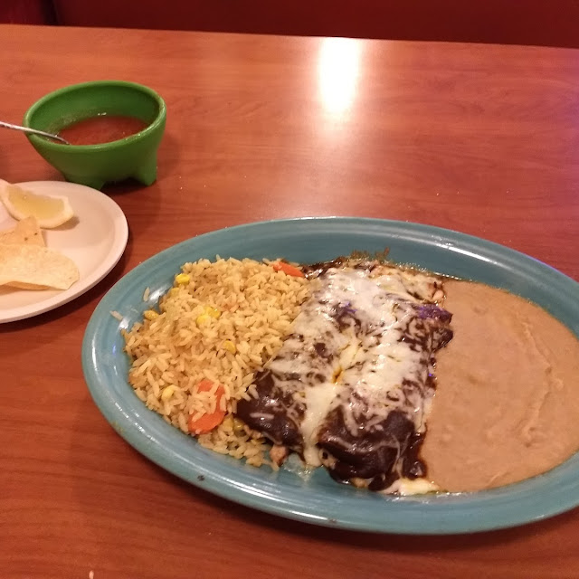 Chicken Enchiladas De Mole