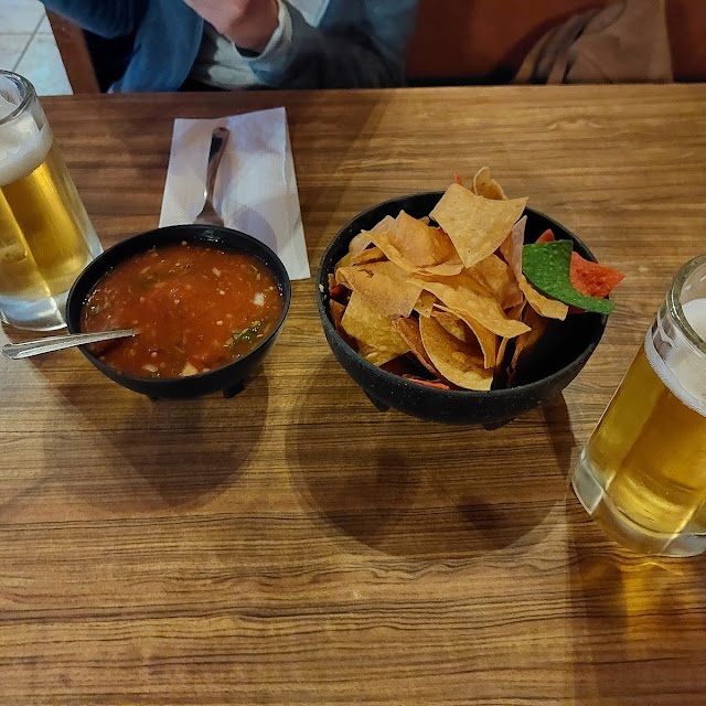 Chips and 8 Oz Salsa to-Go