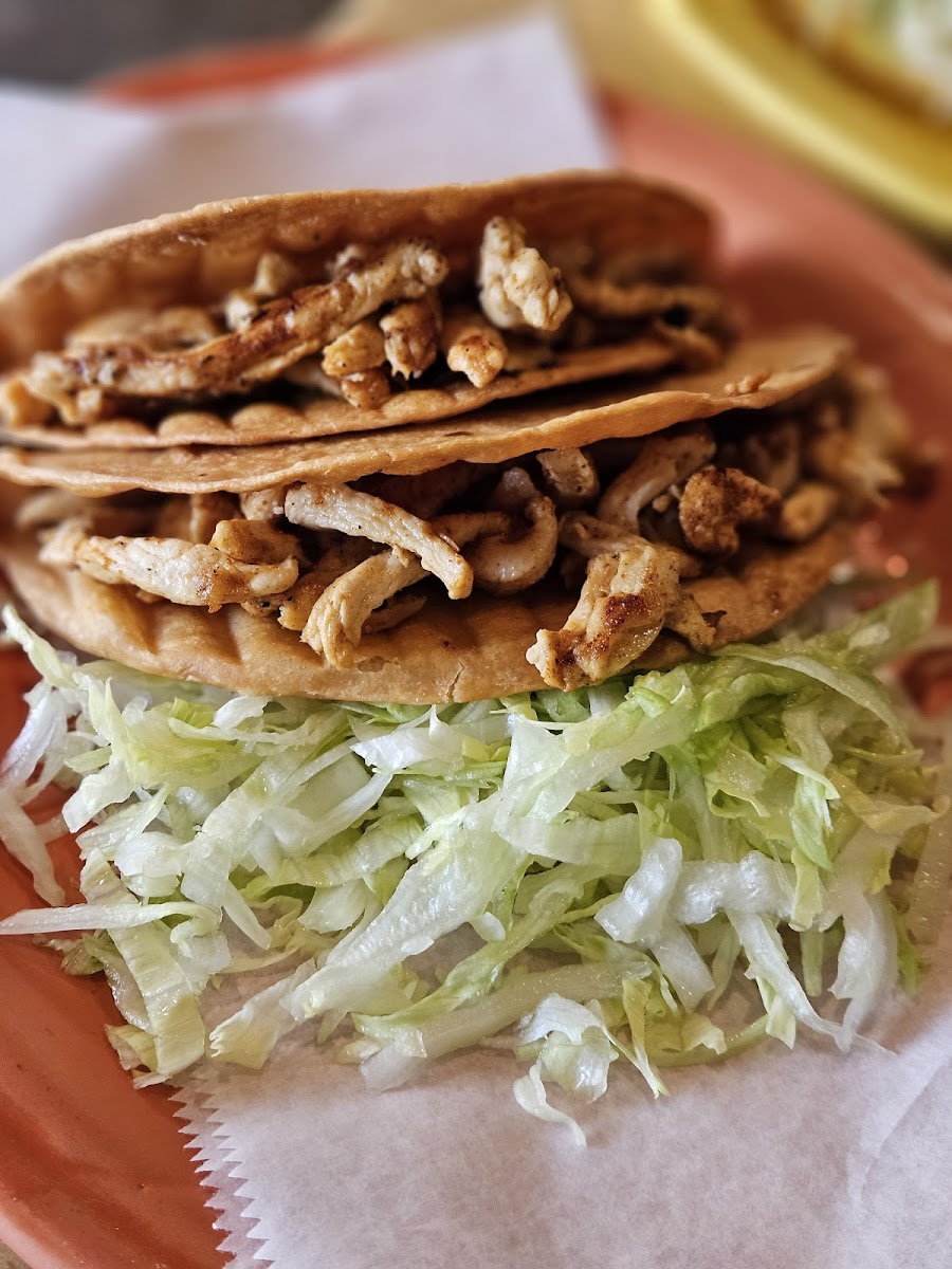 El Mezcal Mexican Grill