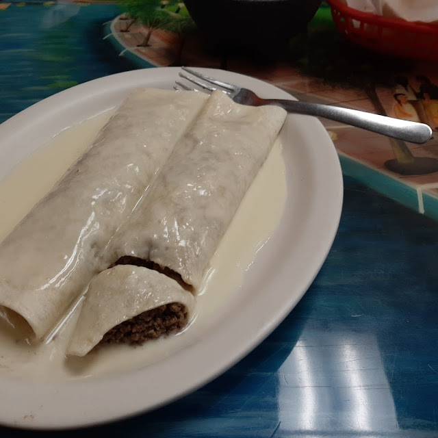 Con Queso Burrito