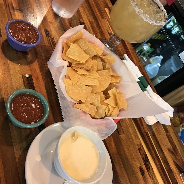 Chips and Salsa Queso Blanco