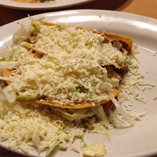3 Beef Tacos Hardshell