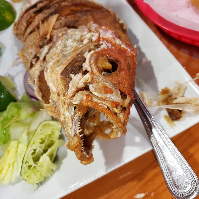 Pargo Entero Frito Sopa del Día