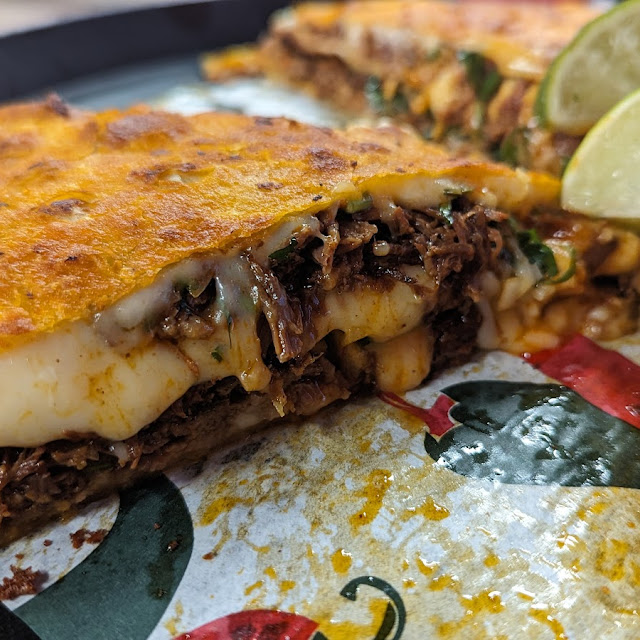 Pizza Birria