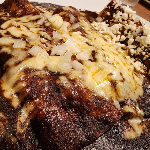 Enchiladas De Mole