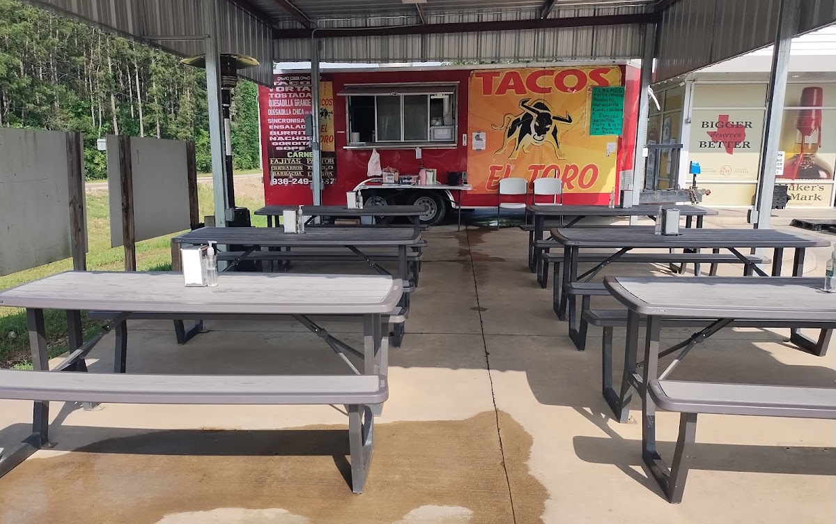 El Toro taco truck