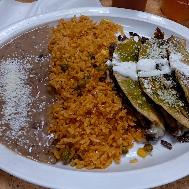 Huarache Pollo Chicken