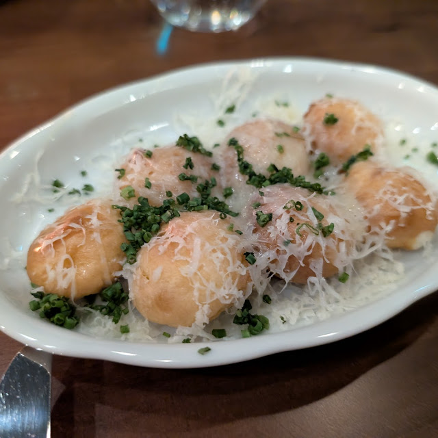 Gougères