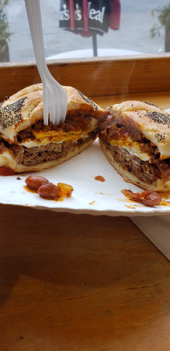 Enzo's Pizza And Deli