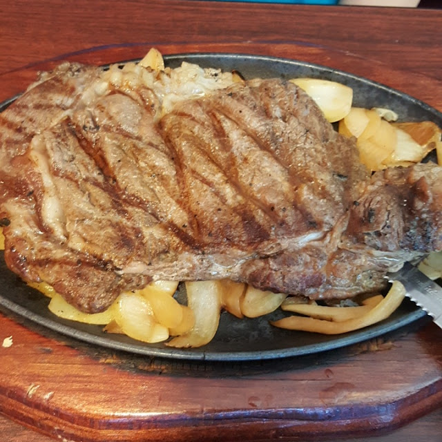 Rib-Eye Steak