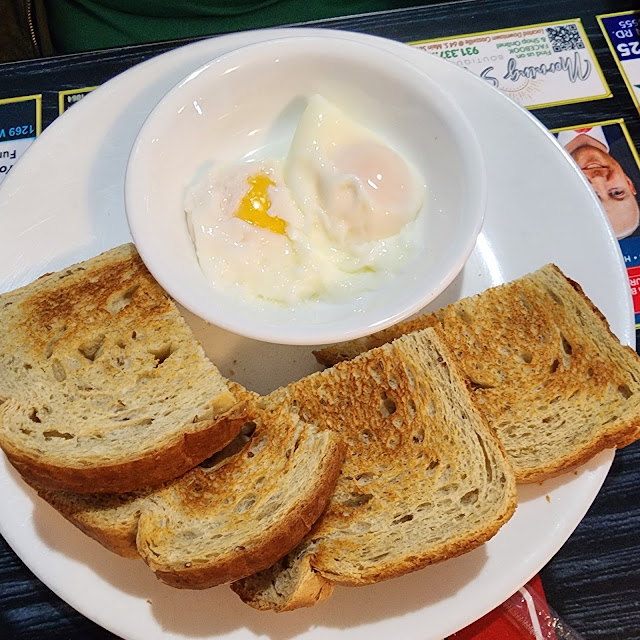 2 Eggs and Toast