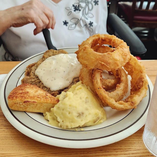 Country Fried Steak w Gravy