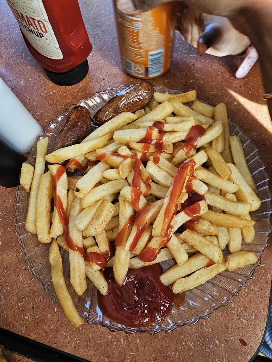 Faraja Gardens & Grill