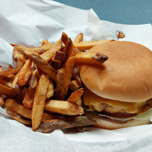 Barbecue Burger with Fries