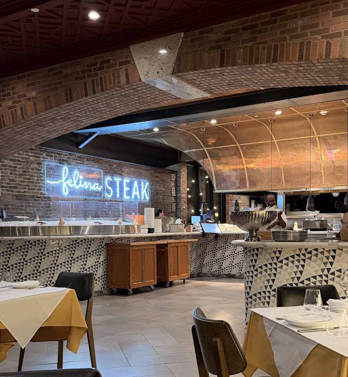 Felina Steak South Orange - Restaurant