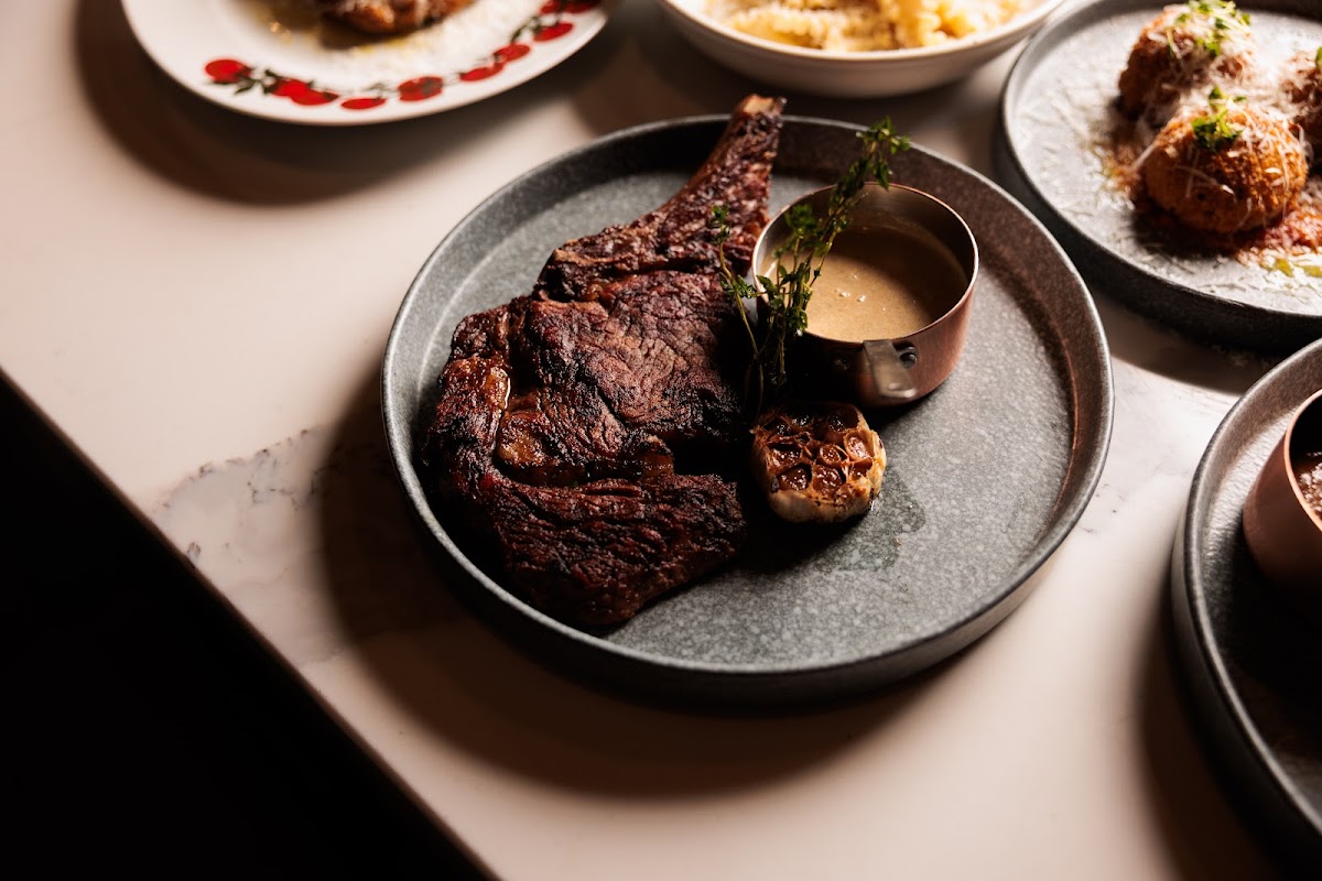 Felina Steak South Orange - Restaurant