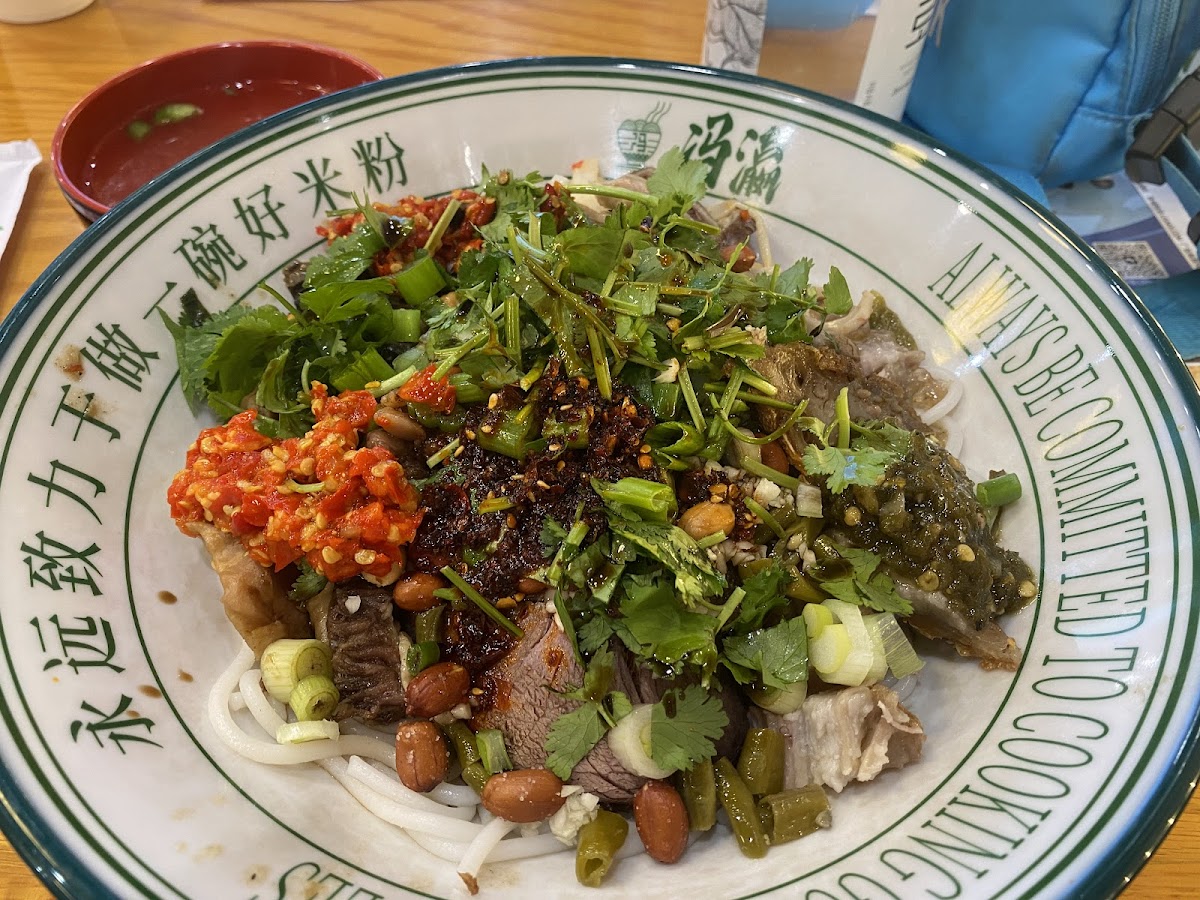 FengYing Guilin Rice Noodles 冯瀛桂林米粉