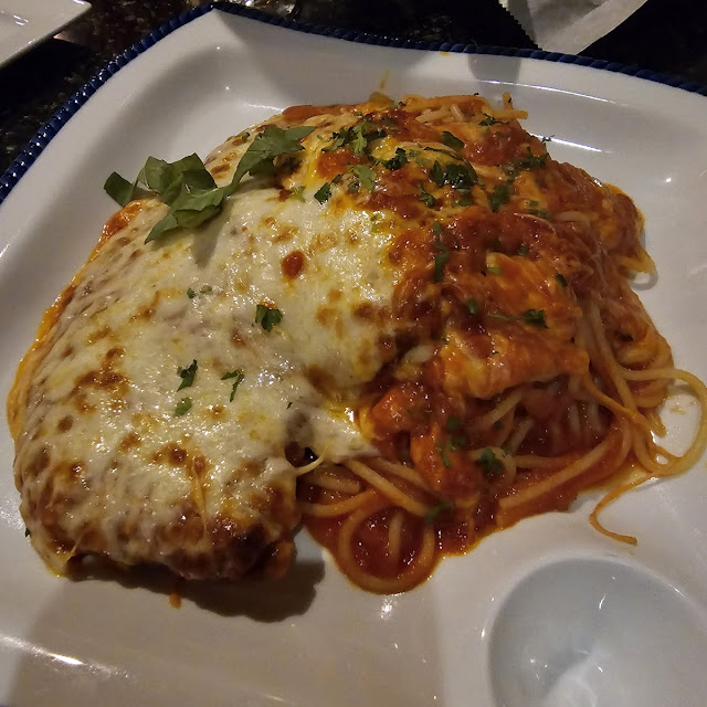 Chicken Parmigiana with Side of Spaghetti Light Sauces