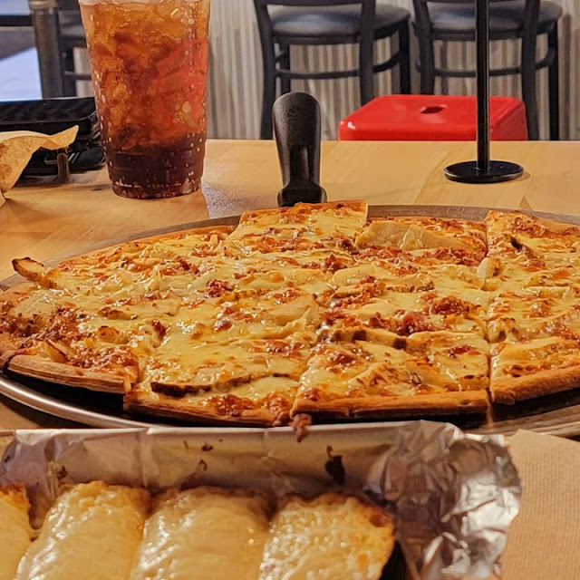 10 Cauliflower Crust Meat Lovers