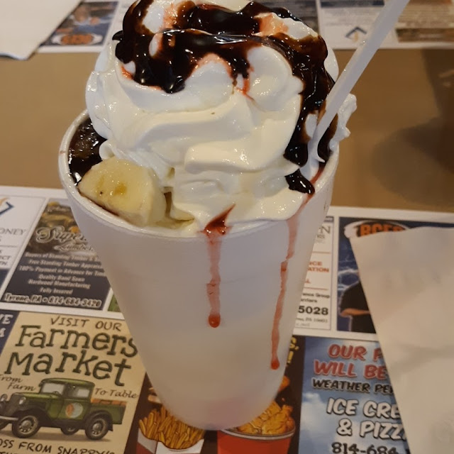 Small Banana Split