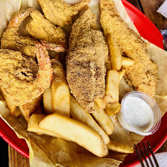 Catfish Fillets & 4 Fried Shrimp