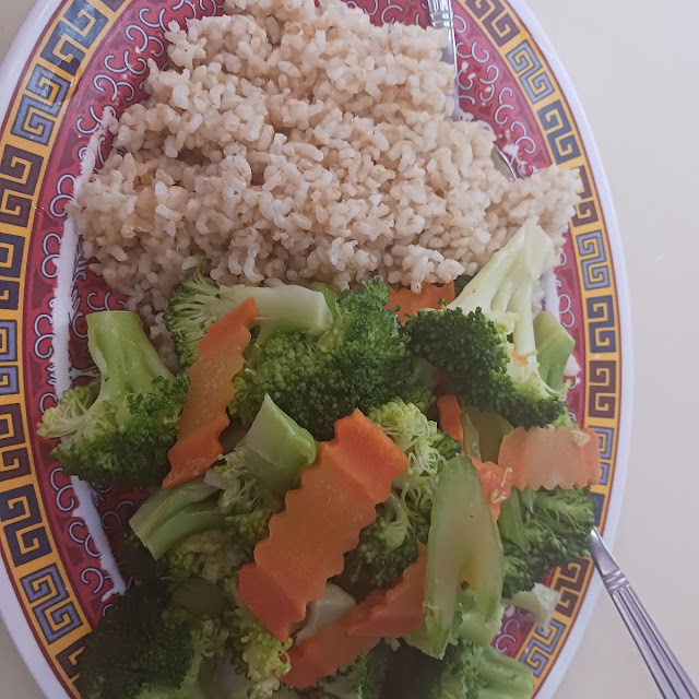 Steamed Broccoli Carrots Brown Rice