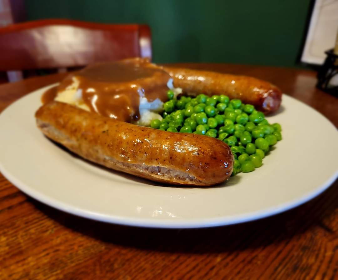 Fox Pub and Cafe