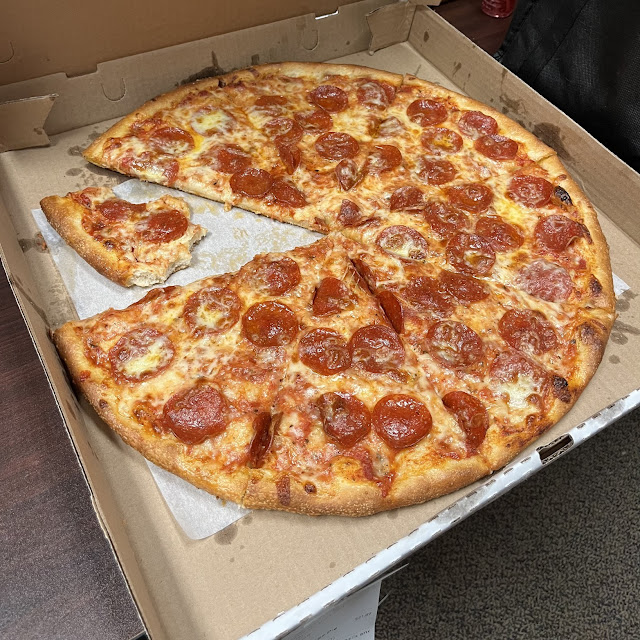 Large Pizza w One Topping & 20 Wings