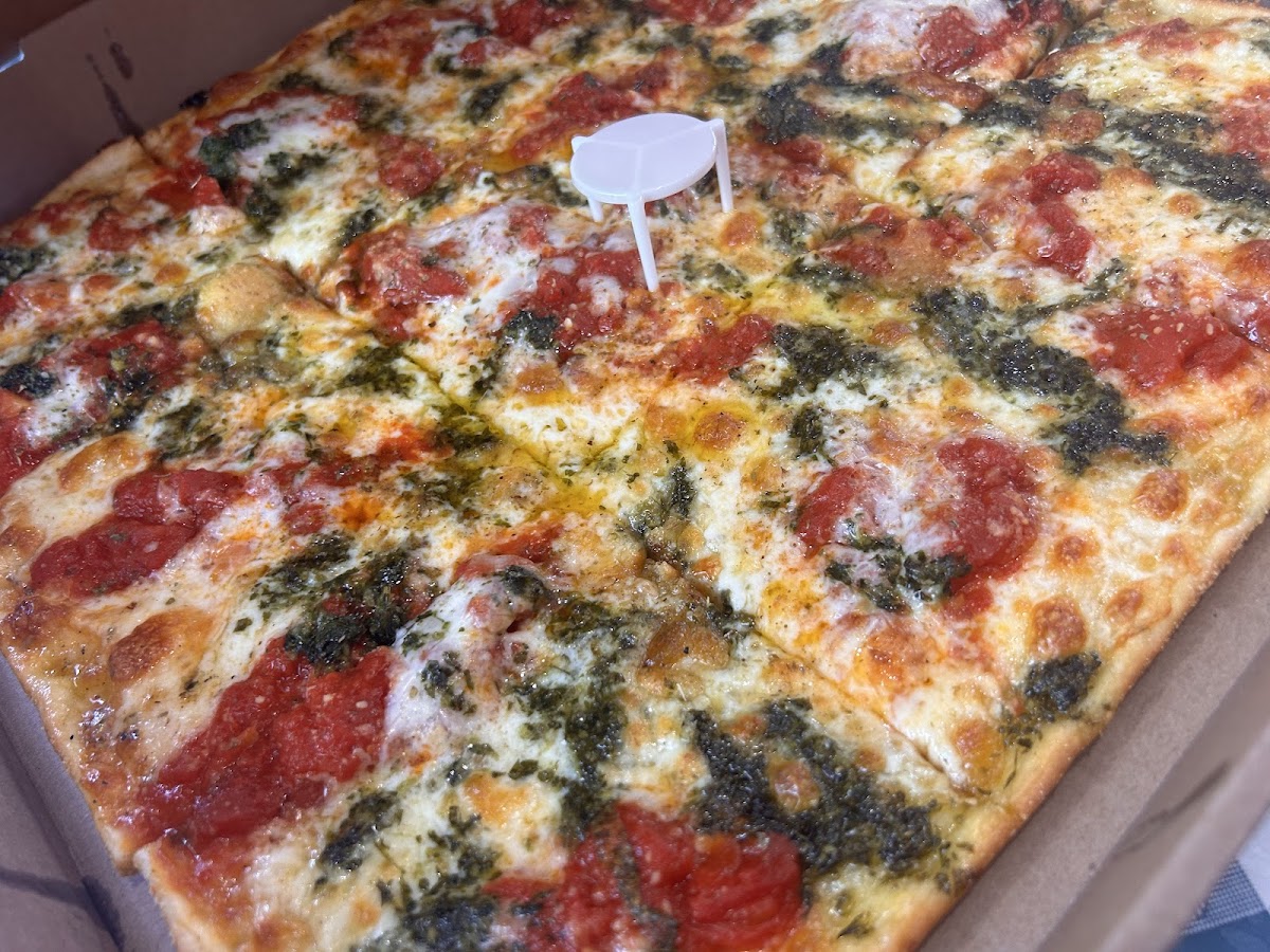 Francisco’s Express Pizza And Grill