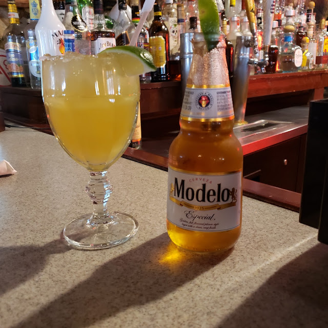 Modelo Especial