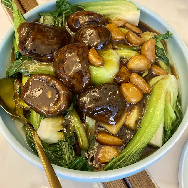 bok choy with mashroom 冬菇菜心