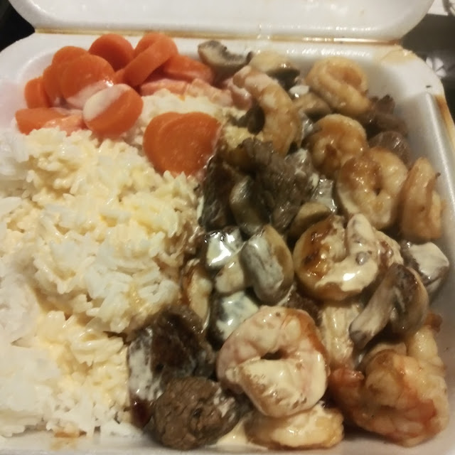 Broccoli with White Rice and Shrimp Sauce