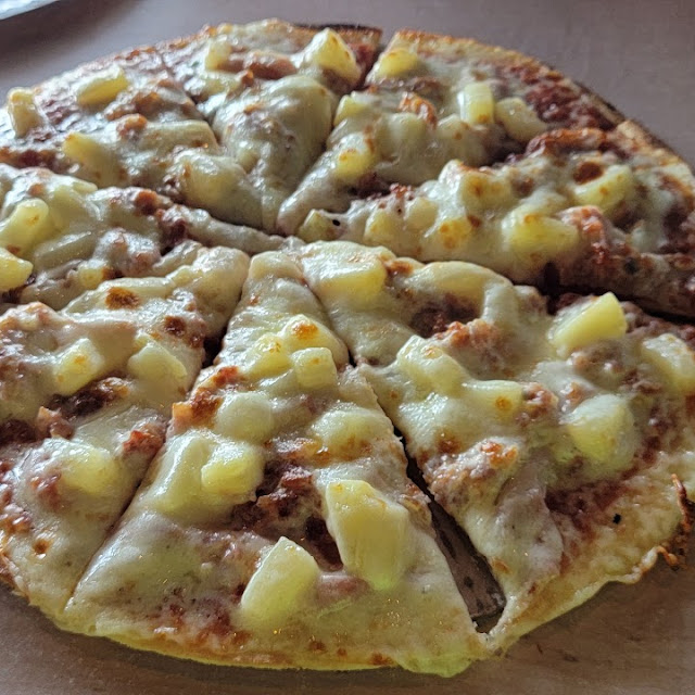 Hawaiian Pizza