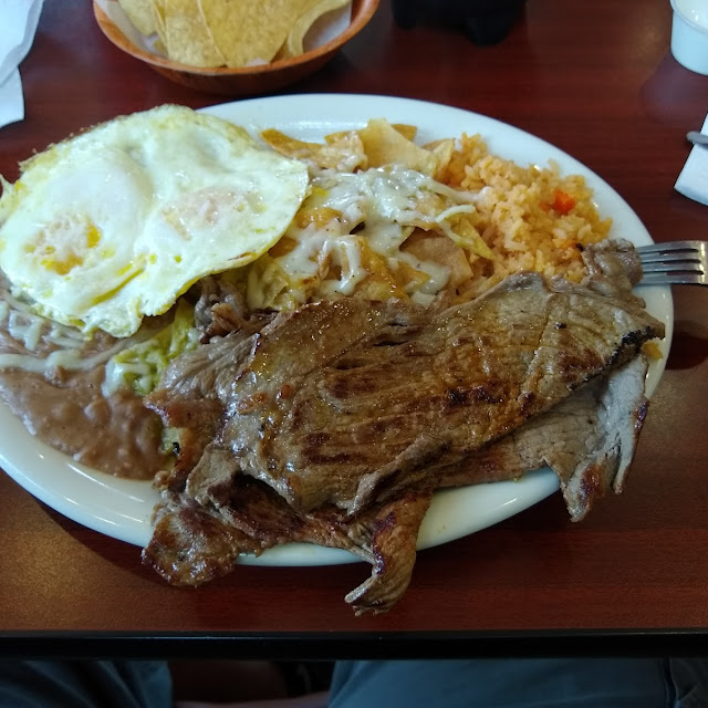 Chilaquiles Verdes with Asada