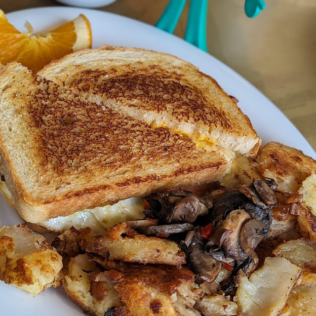 Breakfast Sandwich