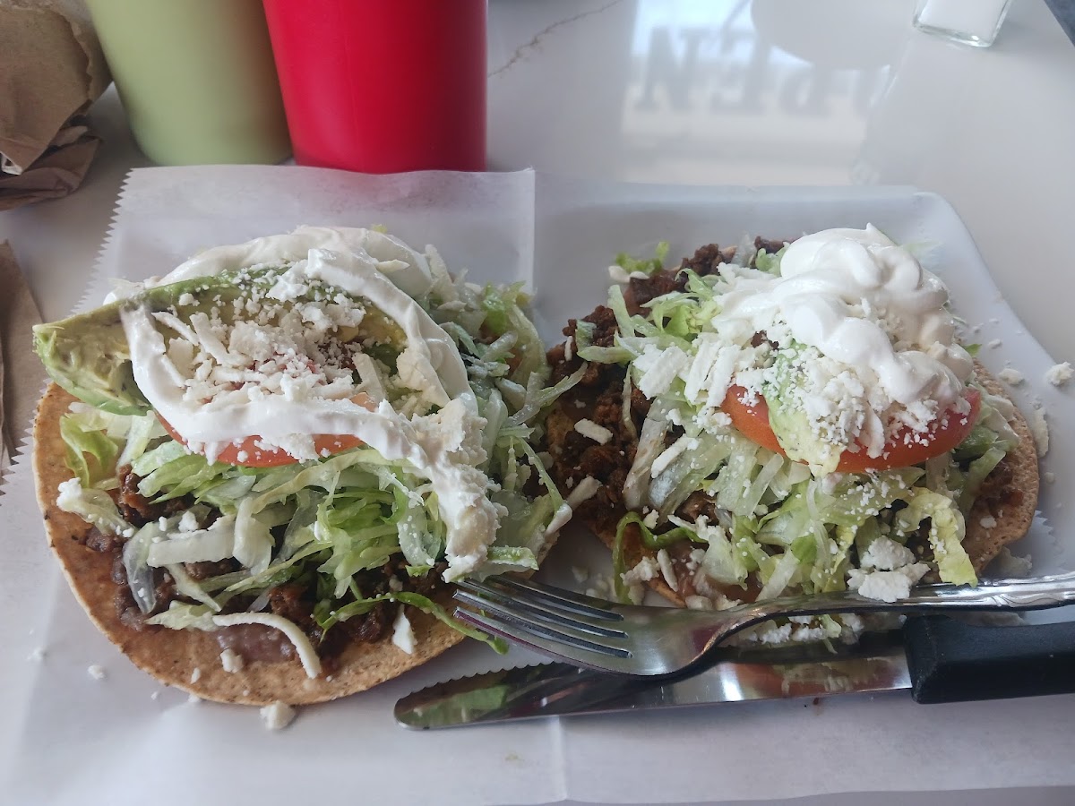 Gorditas y Tacos La Bala