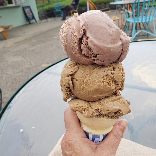 2 Scoop of Ice Cream