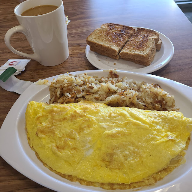Veggie Omelet and Home Fries