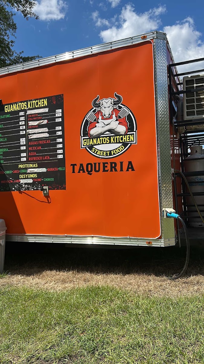 Guanatos Kitchen & Taqueria