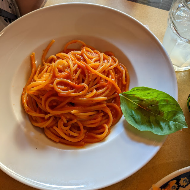 Spaghettino Al Pomodoro E Basilixo