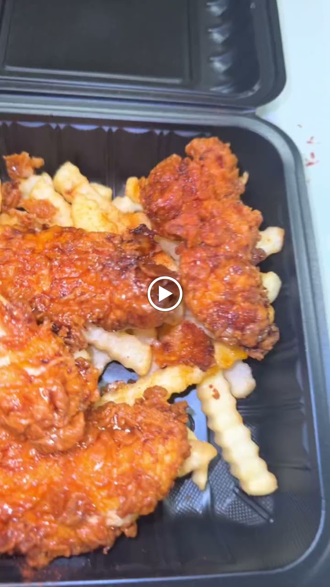Habibi’s Hawt Chicken