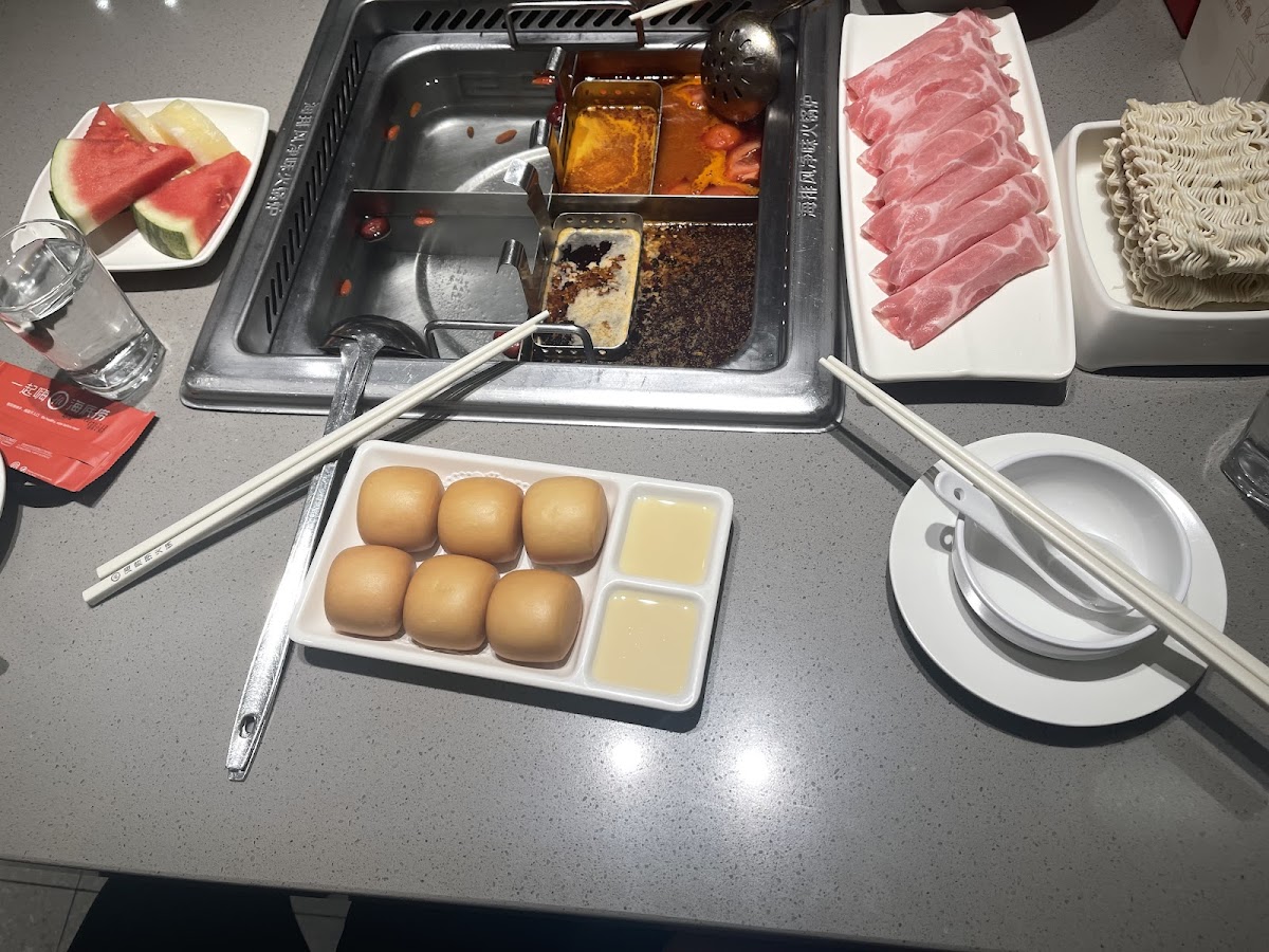 Haidilao Huo Guo • ÆON Station 18