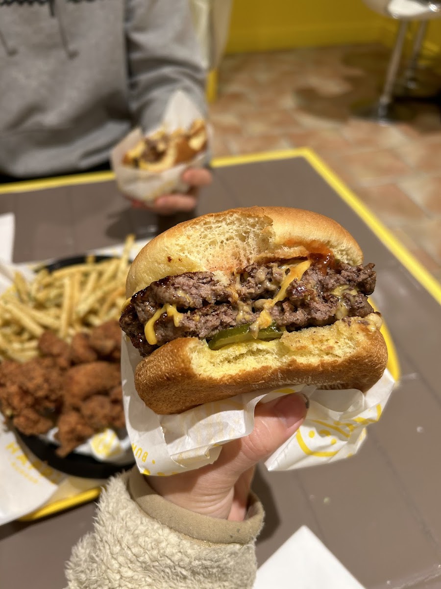 Happi Burger