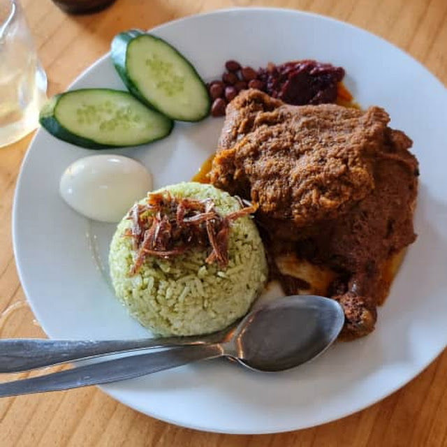 Nasi Lemak Ayam Rendang
