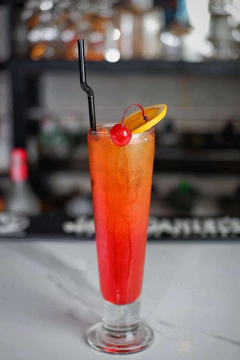 Hideout Resto & Bar