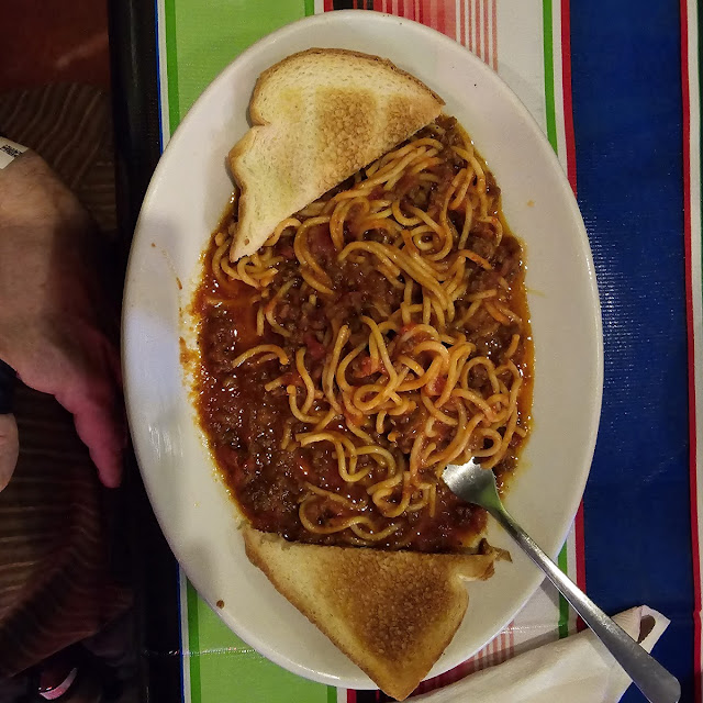 Sphaggetti with Meat Sauce