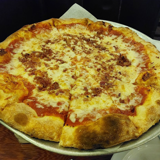 Pizzas Large with Single Topping Bacon