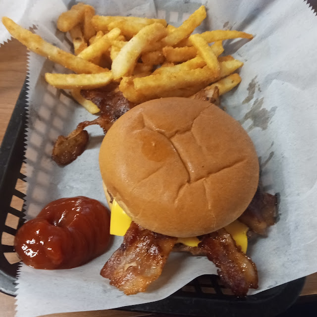 Bacon Cheeseburger