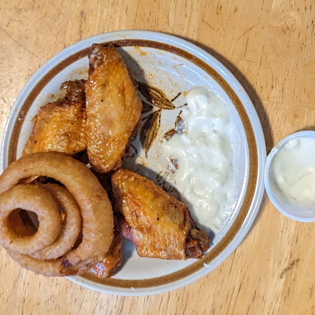 Buffalo Hot Wings and Onion Rings
