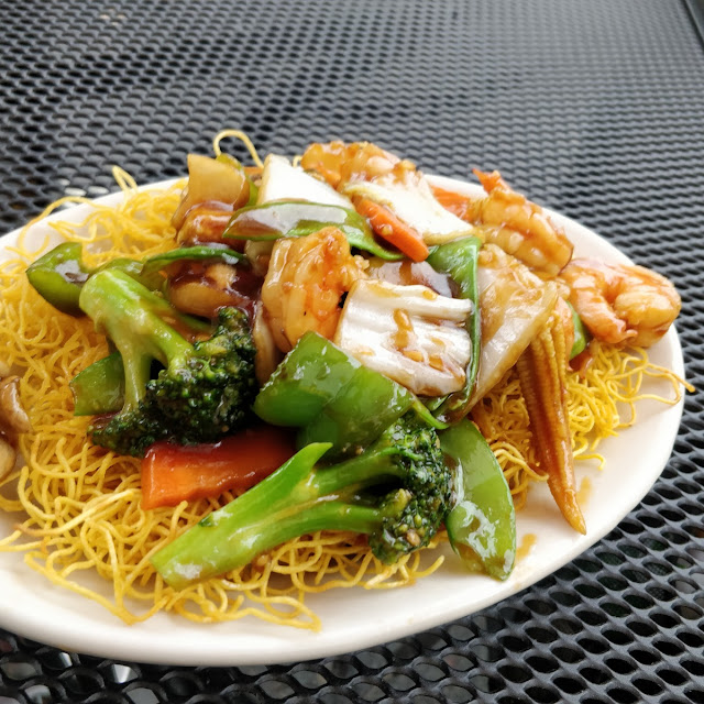 Pan-Fried Noodle Bed